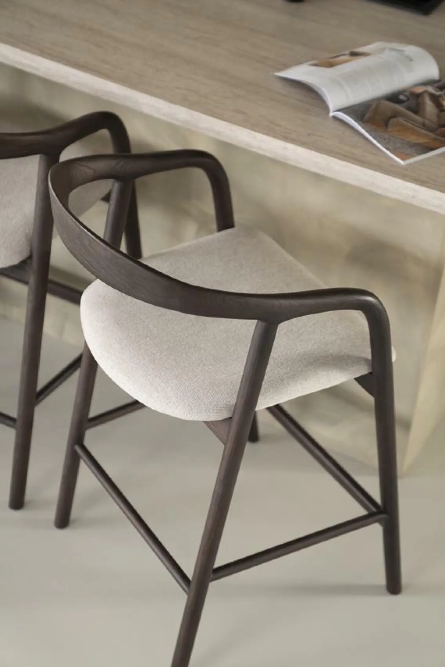 Barstoel Rayven Essen en stof Bruin (zithoogte 65cm) - Loft24.nl