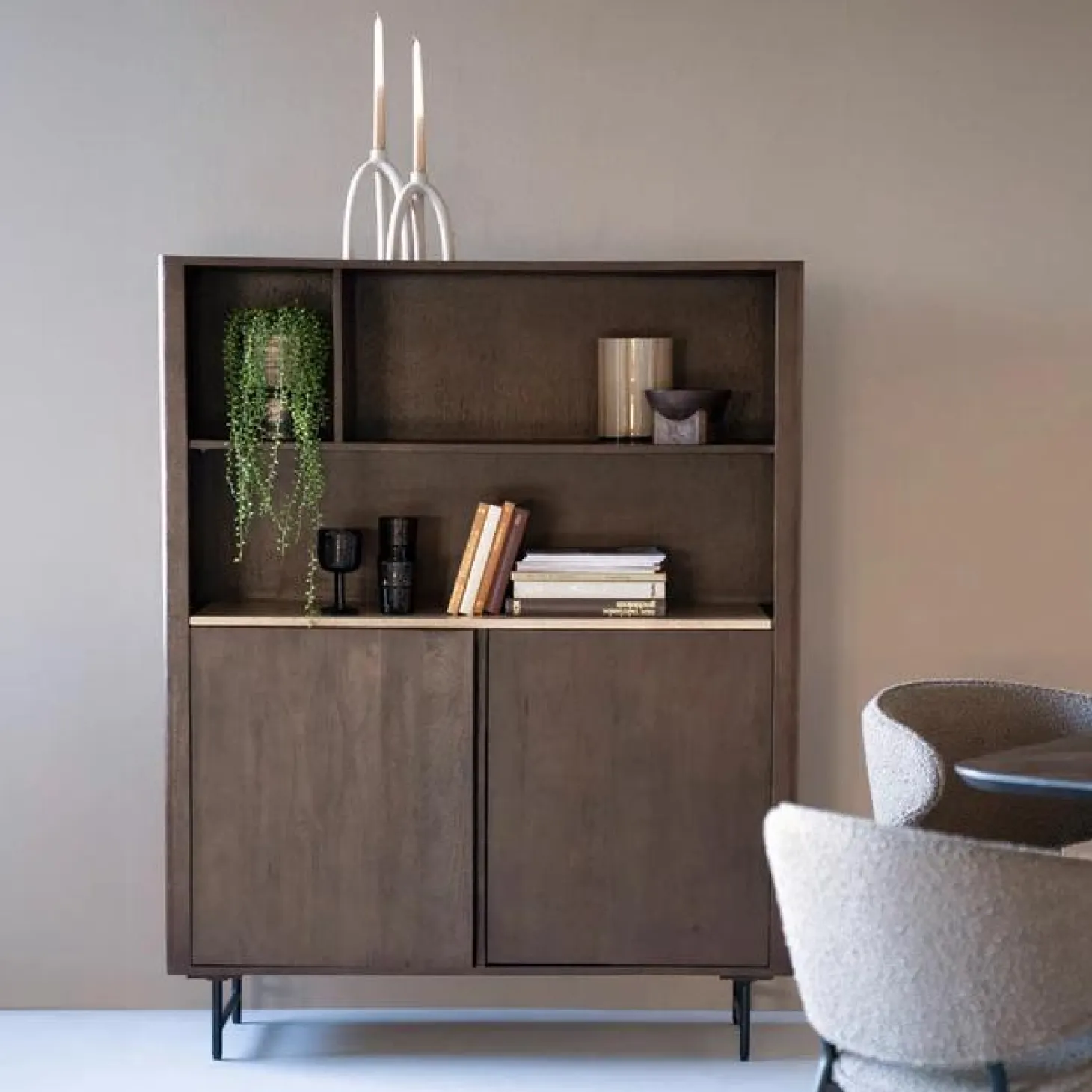 Boekenkast Lio Mangohout Travertin 120x150cm - bruin - Loft24.nl