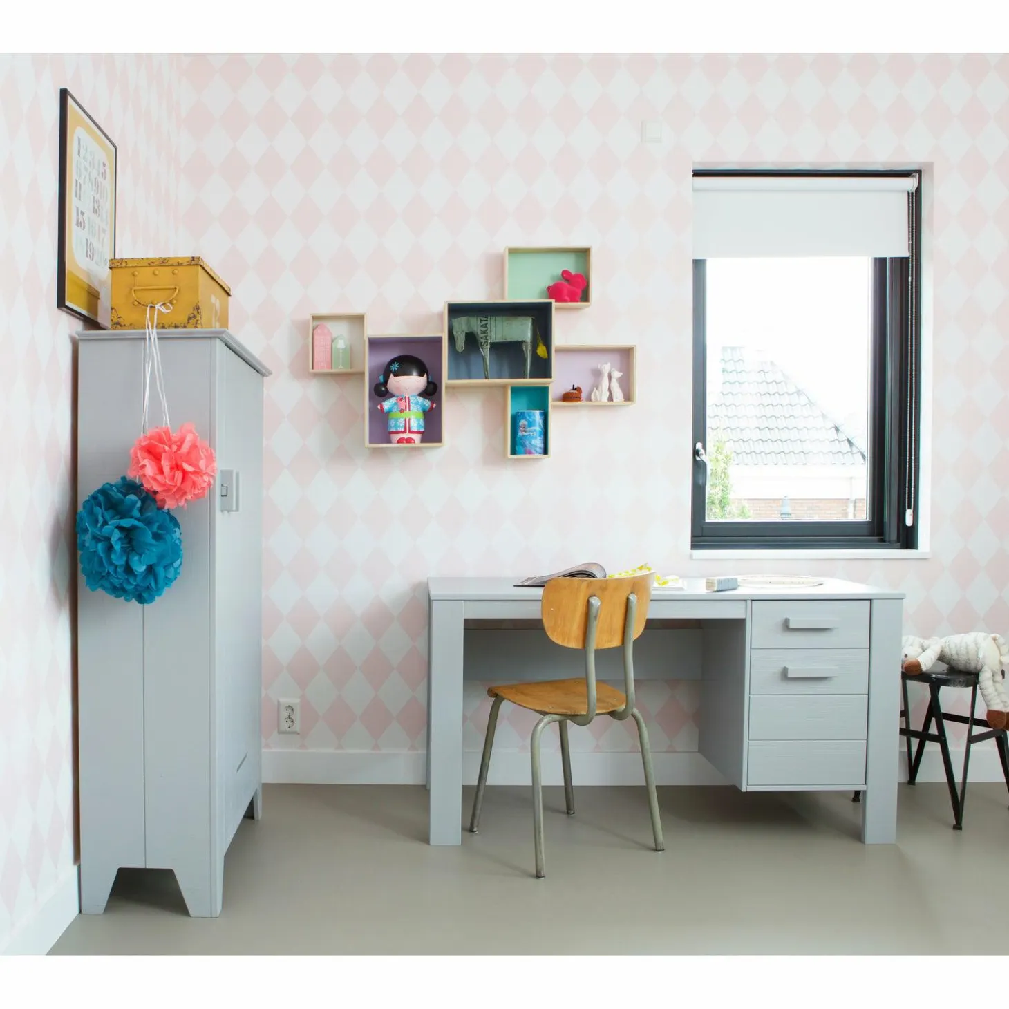 Bureau Dennis - Betongrijs - Loft24.nl