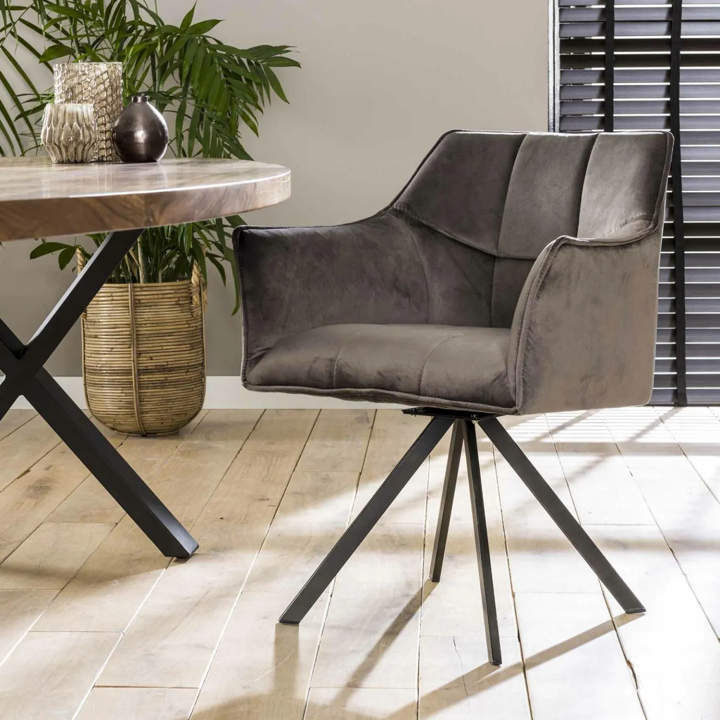 Draaibare eetkamerstoel Raster Velvet - Antraciet - Loft24.nl