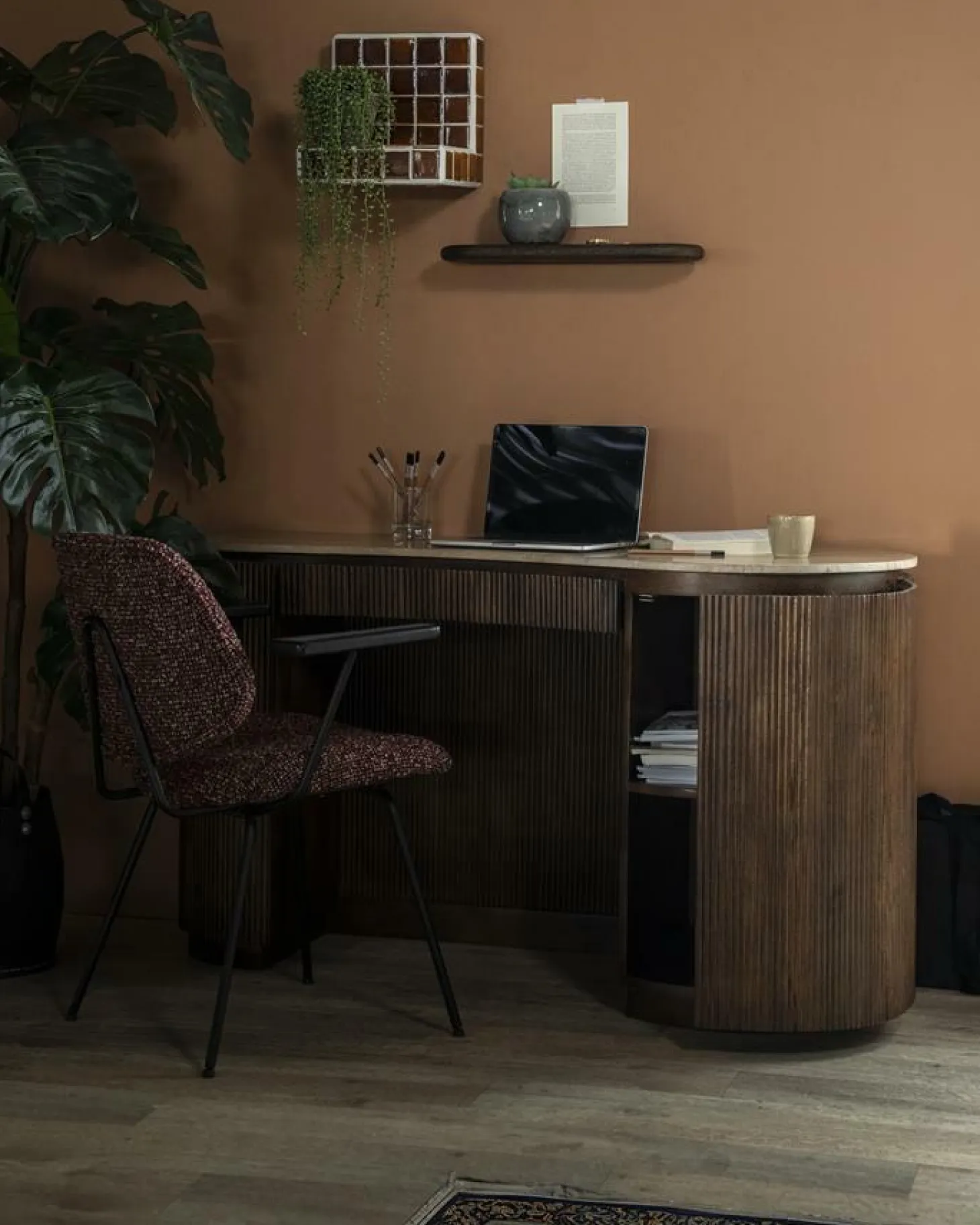 Eetkamerstoel Jon met armleuning - Rood - Loft24.nl