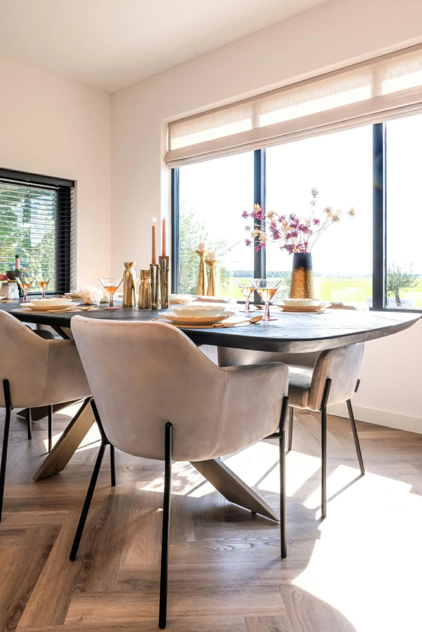Eettafel Hayley eiken 280 x 110 cm - Zwart - Loft24.nl