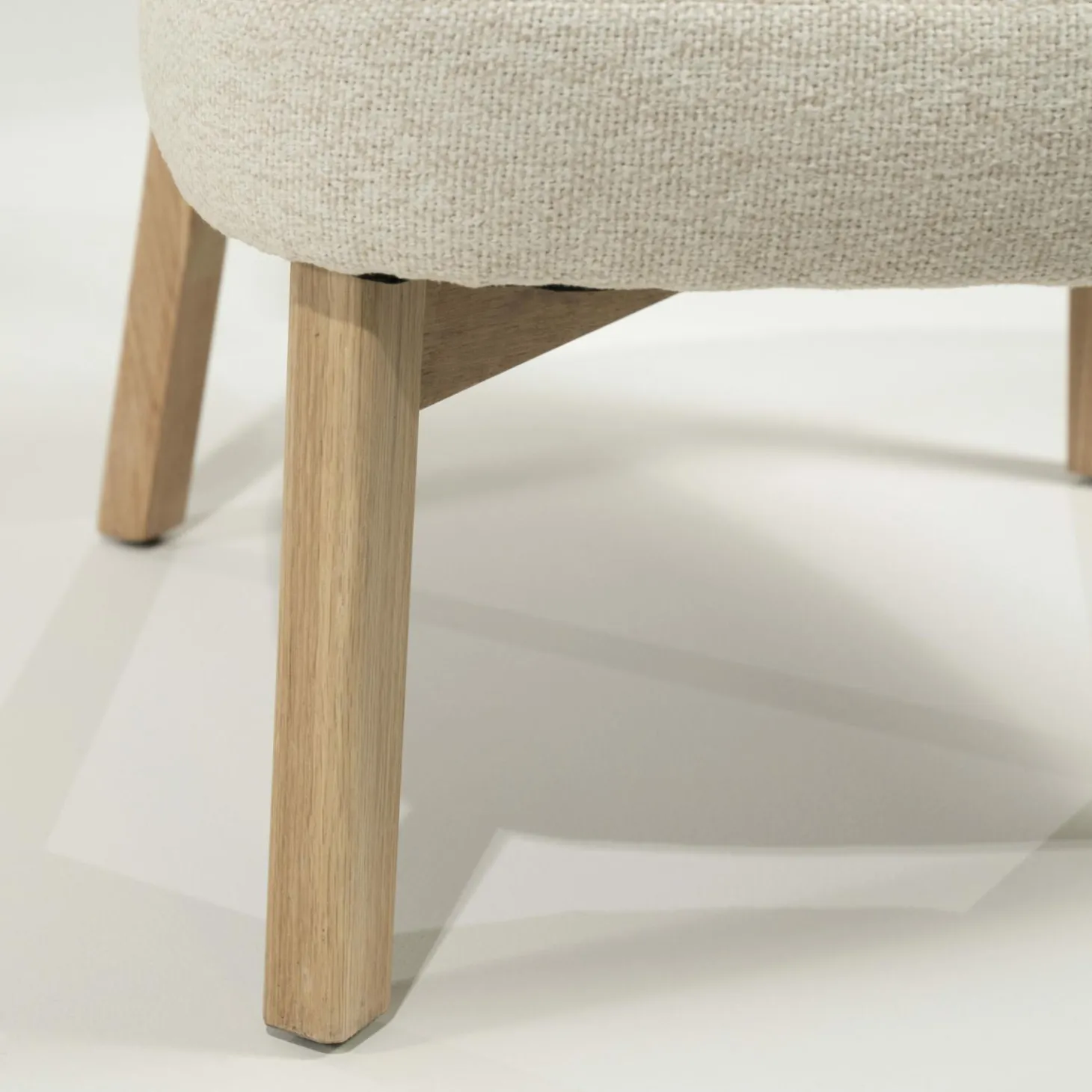 Fauteuil Mikky Eikenhout en stof Beige / Naturel - Loft24.nl