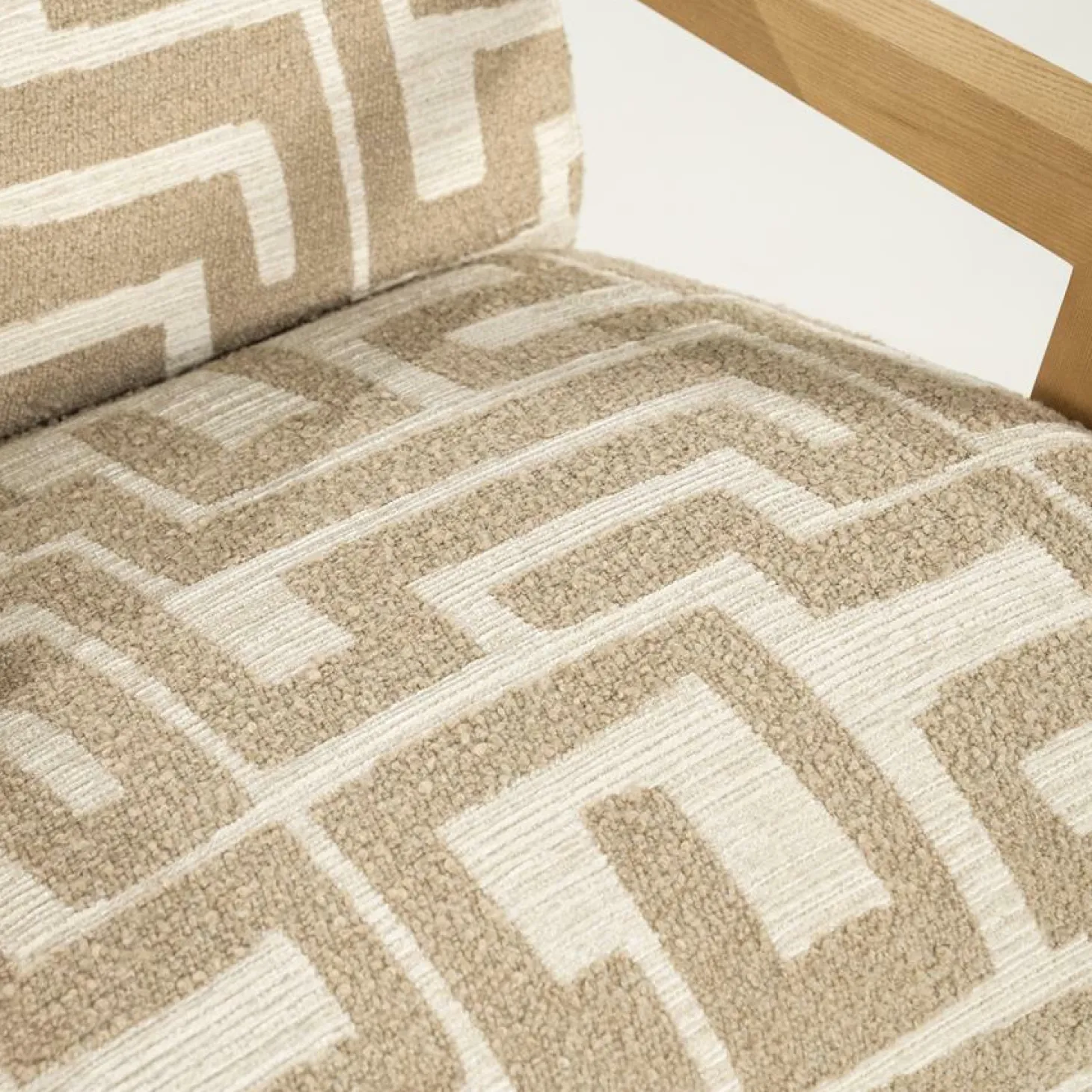 Fauteuil Olek Graffic Bouclé - Taupe - Loft24.nl