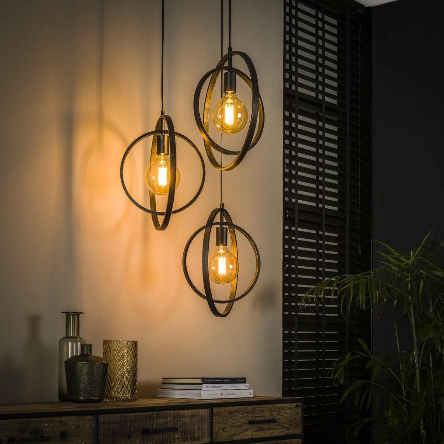 Hanglamp Turn Around Getrapt - 3 lampen - Loft24.nl