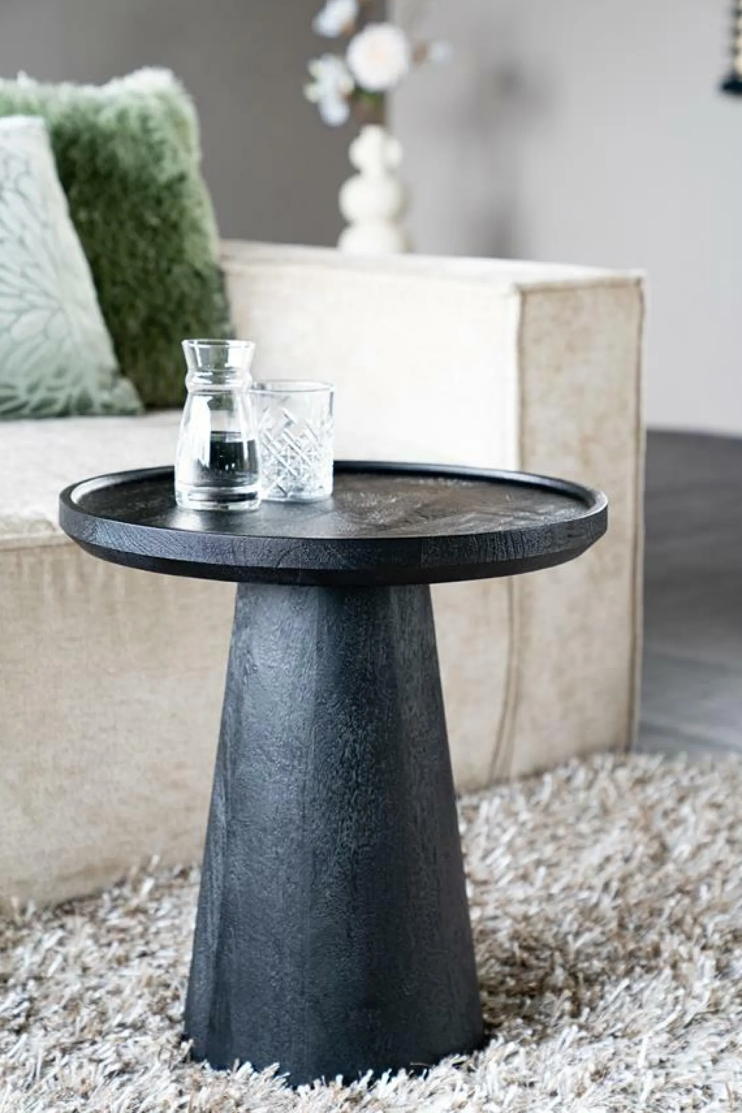 Ronde Bijzettafel Ron Mangohout - Zwart - Loft24.nl