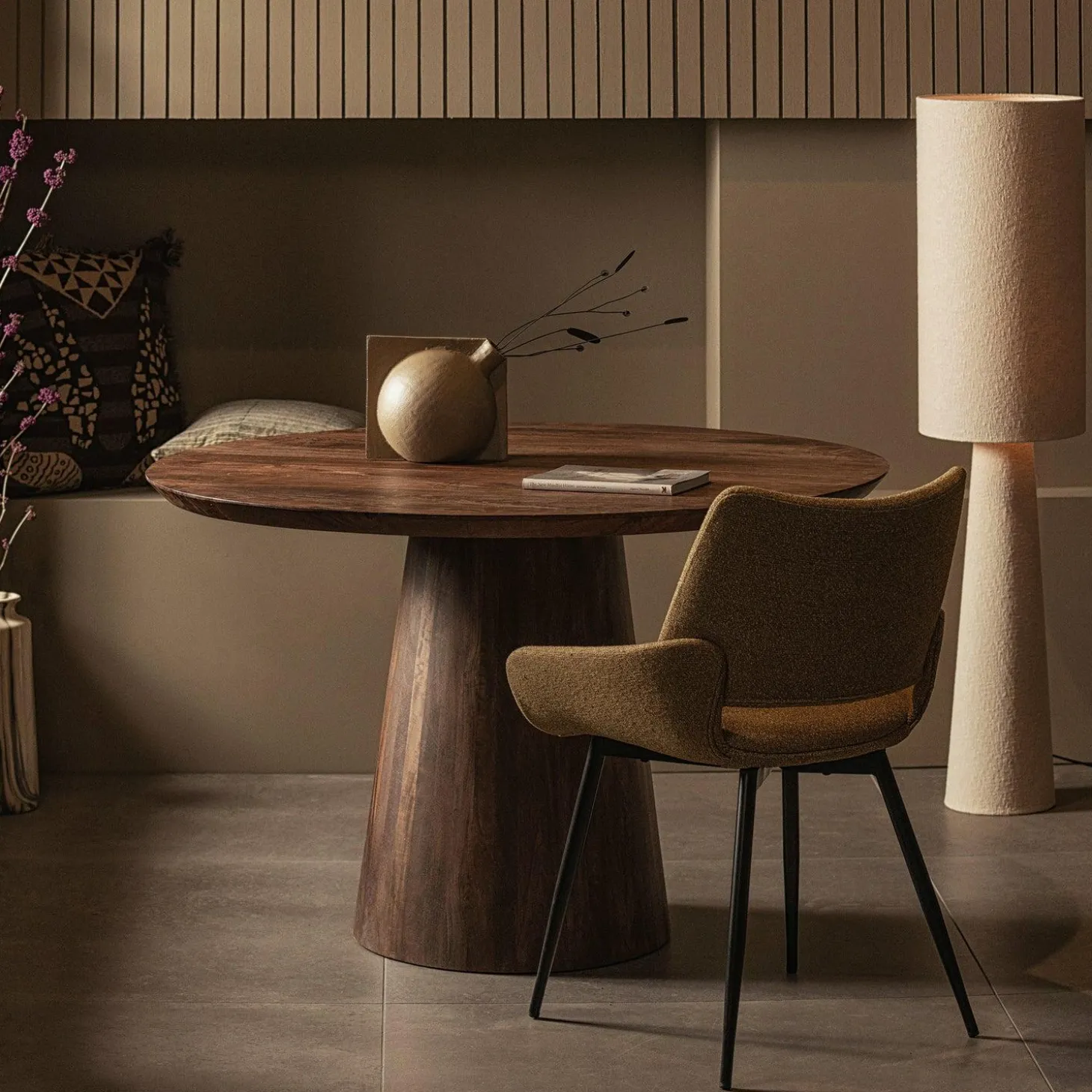Ronde Eettafel Limit Mangohout 130cm - Walnoot - Loft24.nl
