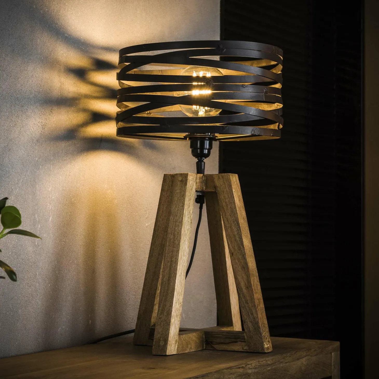 Tafellamp Twist Houten Kruis Frame - 1 lamp - Loft24.nl