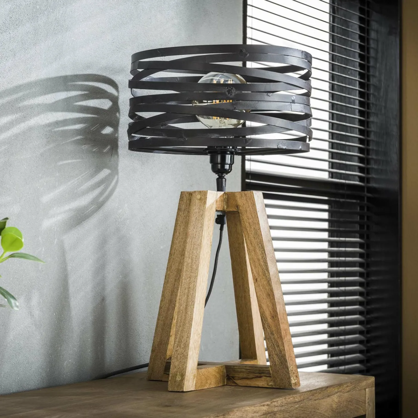 Tafellamp Twist Houten Kruis Frame - 1 lamp - Loft24.nl