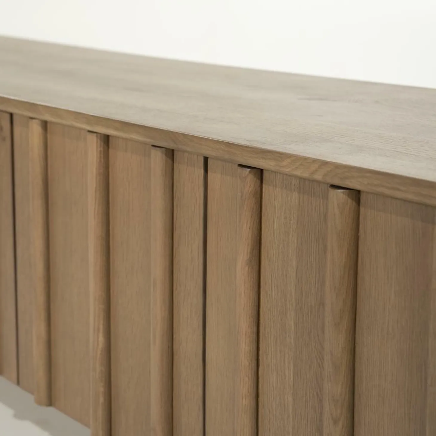 TV meubel Jake Eikenhout 264 cm - bruin - Loft24.nl