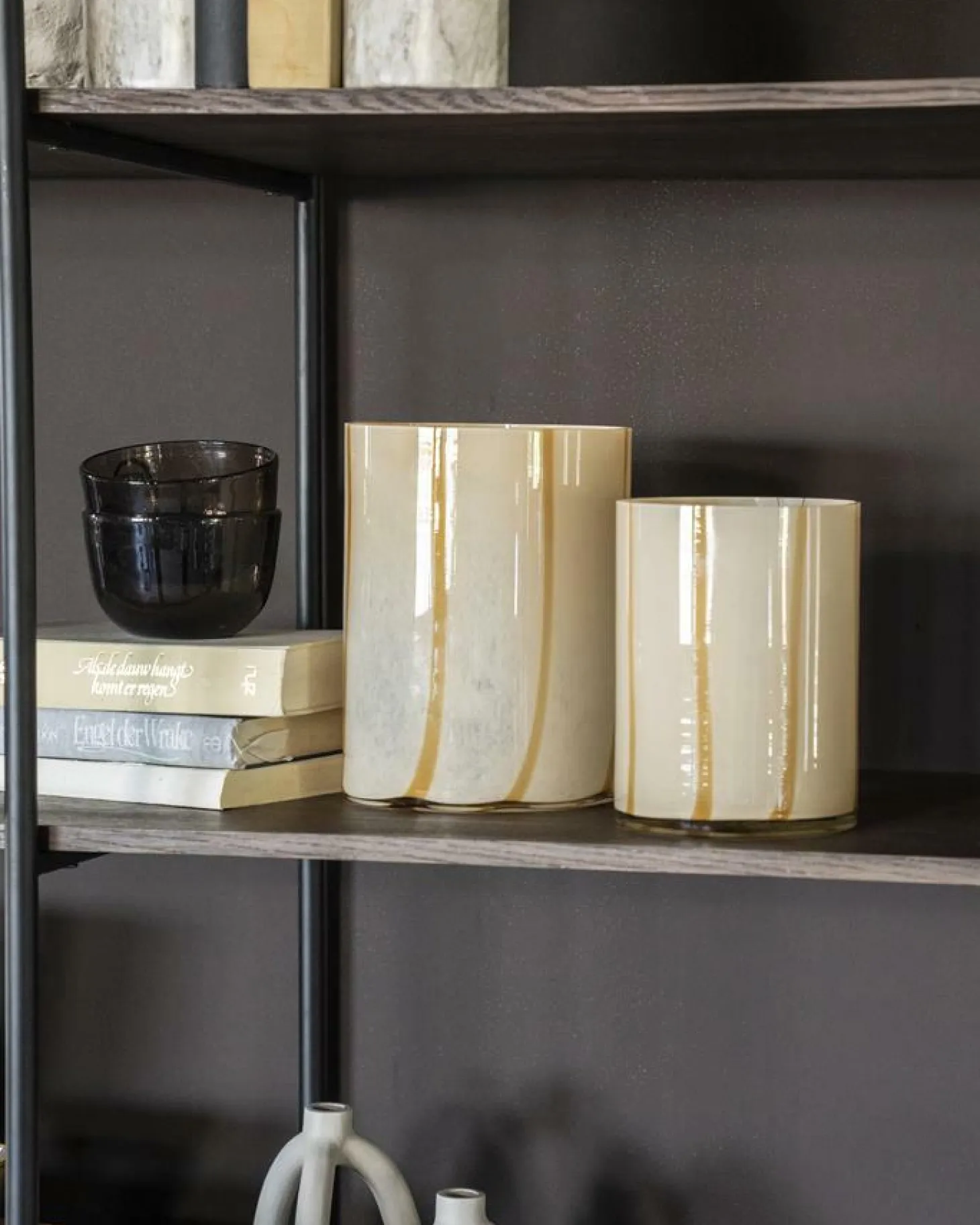Vaas Hurricane Niala Glas 24 cm - Beige - Loft24.nl