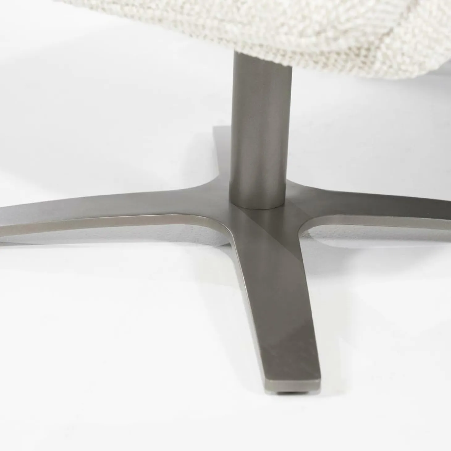 Verstelbare Fauteuil Caleb Met voetenbank - Beige - Loft24.nl