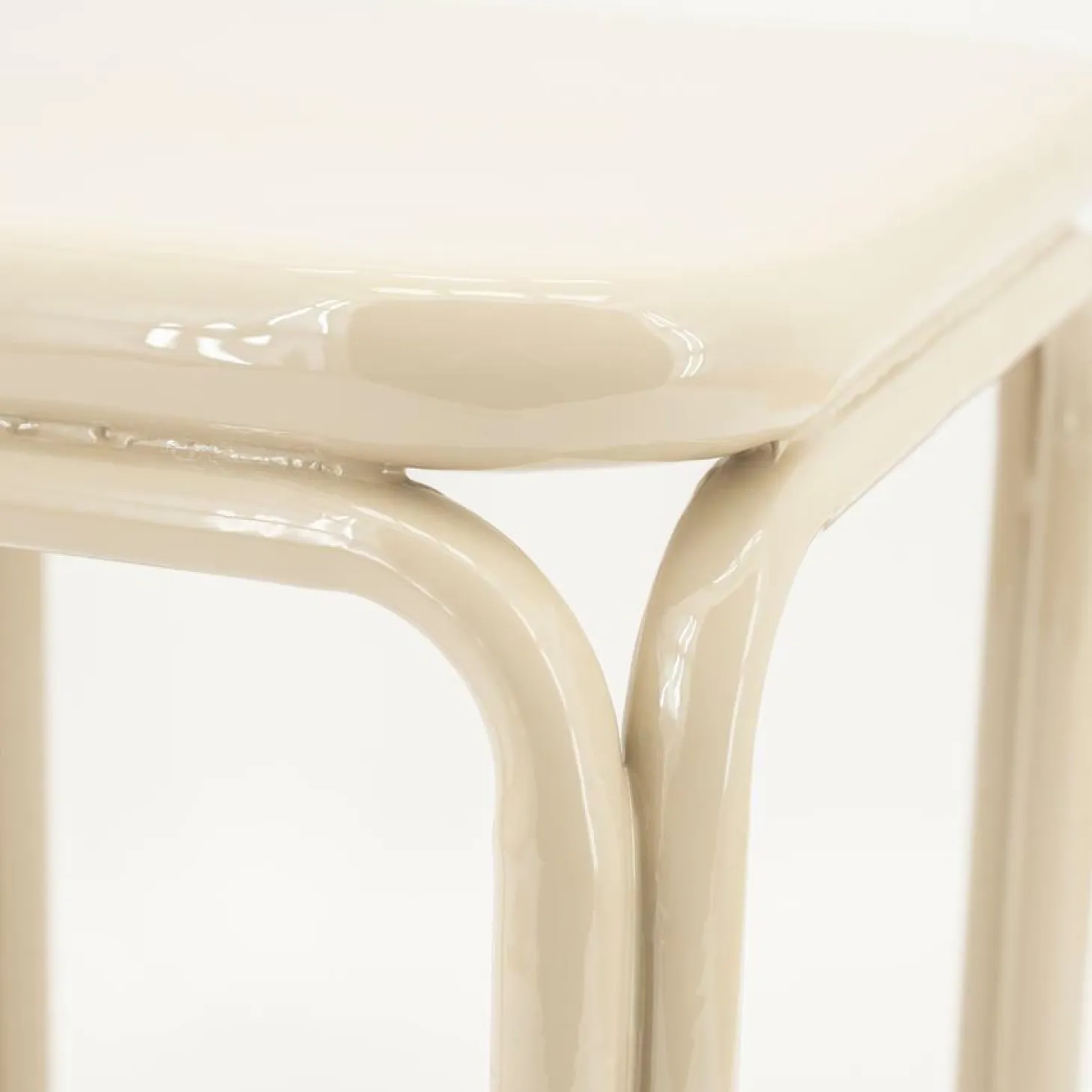 Vierkante Bijzettafel Zilo 43 x 43cm - Beige - Loft24.nl